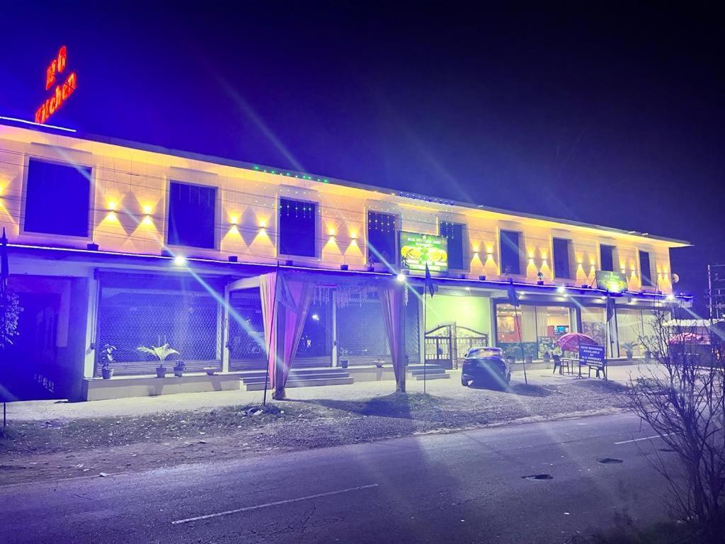Kathua Mg Kitchen Banquet酒店 外观 照片
